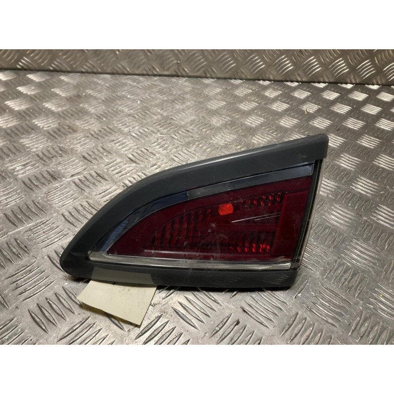 Feu arriere secondaire droit (feux) RENAULT SCENIC 3 PHASE 3 d’occasion