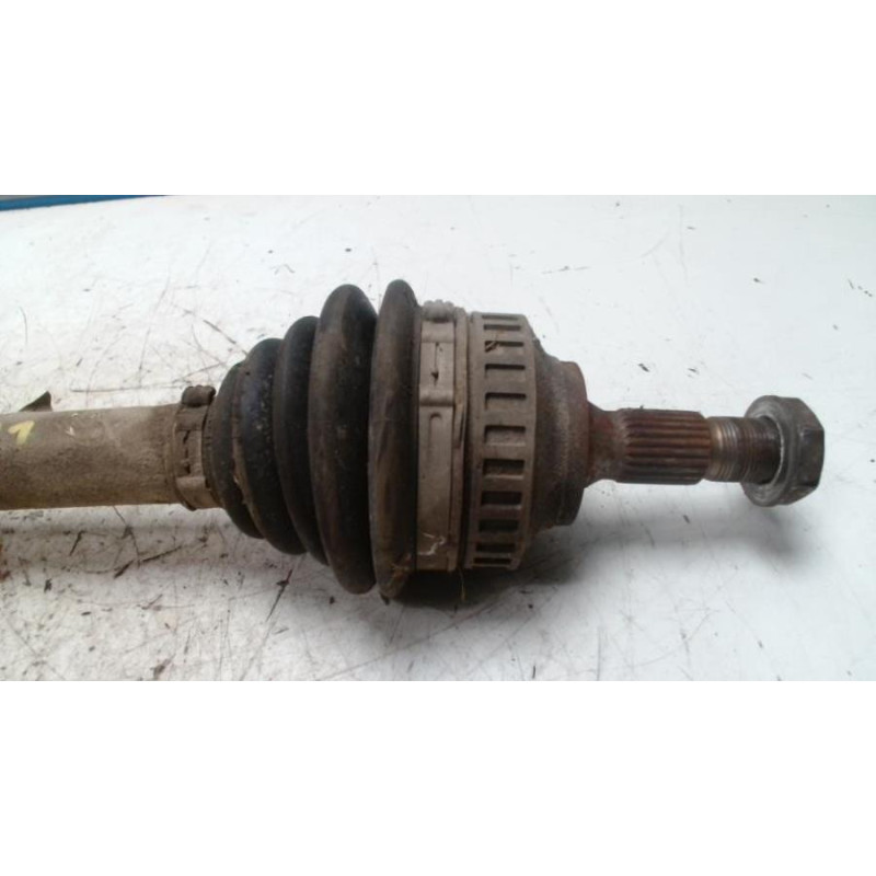 Cardan gauche (transmission) CITROEN BERLINGO 1 PHASE 2 d’occasion