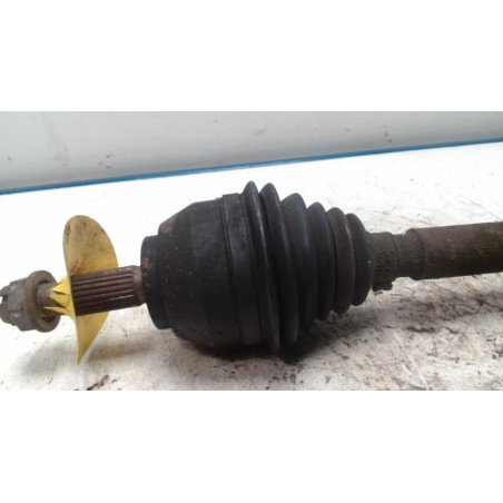 Cardan gauche (transmission) RENAULT LAGUNA 1 PHASE 2 d’occasion