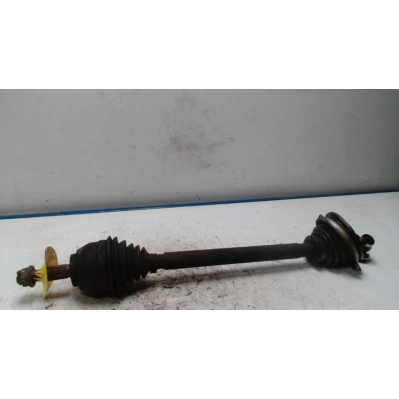 Cardan gauche (transmission) RENAULT LAGUNA 1 PHASE 2 d’occasion