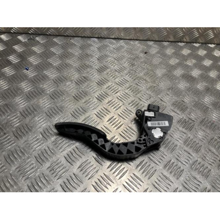 Potentiometre de pedale de gaz d'accelerateur RENAULT TRAFIC 3 COURT PHASE 2 d’occasion