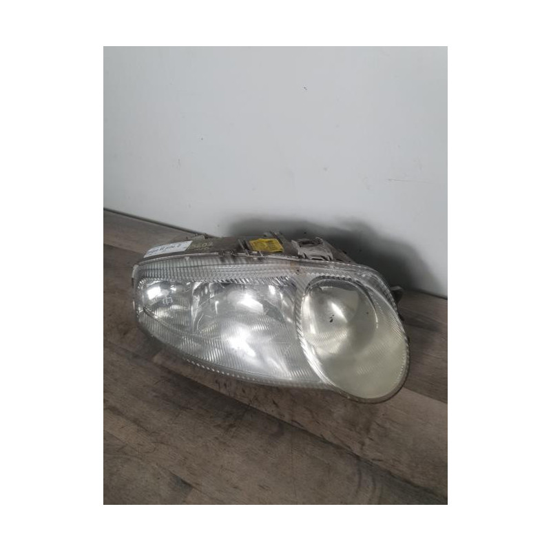 Optique avant principal droit (feux)(phare) ALFA ROMEO 147 PHASE 1 d’occasion