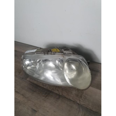 Optique avant principal droit (feux)(phare) ALFA ROMEO 147 PHASE 1 d’occasion