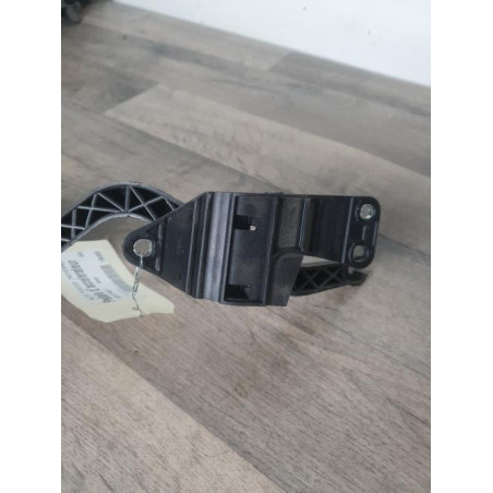 Pedale d'accelerateur FORD FIESTA 5 PHASE 1 d’occasion