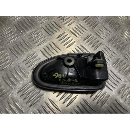 Poignee interieur arriere gauche RENAULT TRAFIC 3 COURT PHASE 2 d’occasion