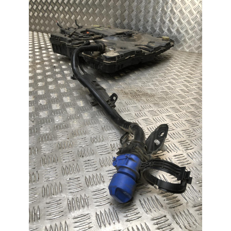 Reservoir AdBlue PEUGEOT 2008 2 d’occasion