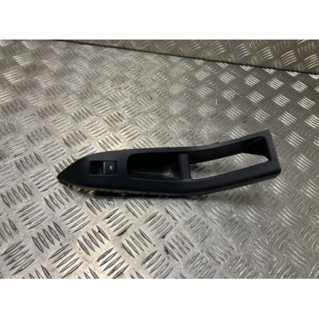 Interrupteur de leve vitre avant droit FORD PUMA 2 d’occasion