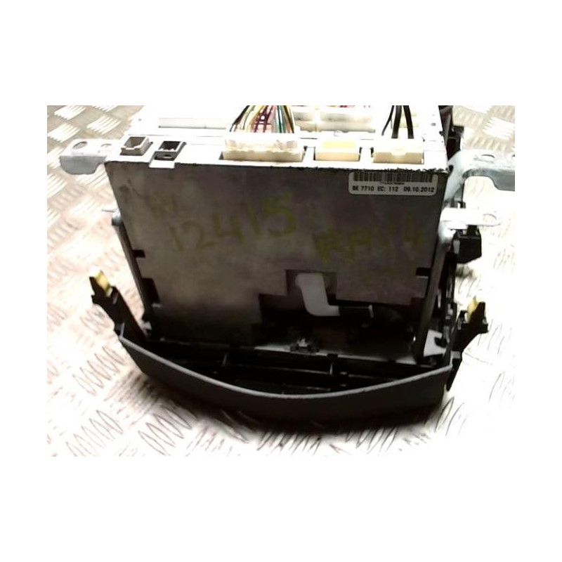 Ecran GPS TOYOTA RAV4 3 PHASE 3 d’occasion