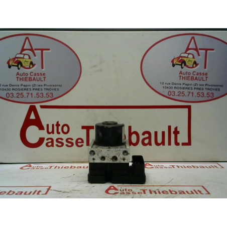 Bloc ABS (freins anti-blocage) RENAULT TWINGO II PHASE 1 d’occasion