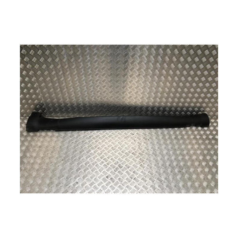 Bas de caisse droit CITROEN C4 CACTUS d’occasion