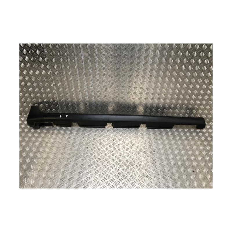 Bas de caisse droit CITROEN C3 3 PHASE 2 d’occasion