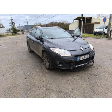 Pare choc arriere RENAULT MEGANE 3 PHASE 1 BREAK d’occasion