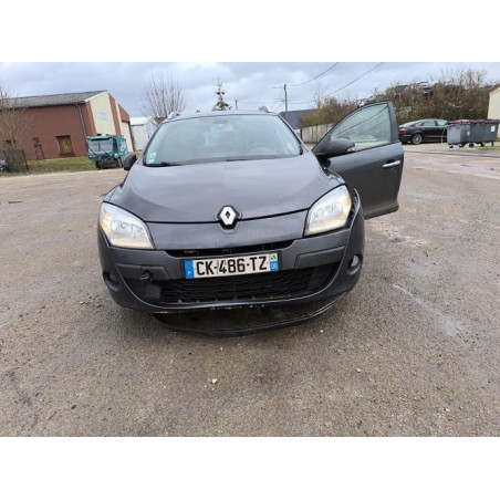 Pare choc arriere RENAULT MEGANE 3 PHASE 1 BREAK d’occasion