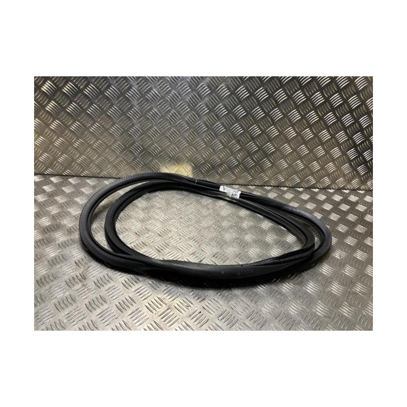 Joint de porte avant gauche PEUGEOT 2008 2 d’occasion