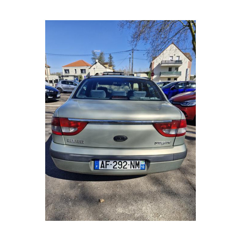 Moteur essuie glace avant RENAULT MEGANE 1 PHASE 2 d’occasion
