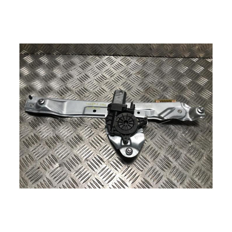 Interrupteur de leve vitre arriere droit DACIA DUSTER 2 PHASE 1 d’occasion