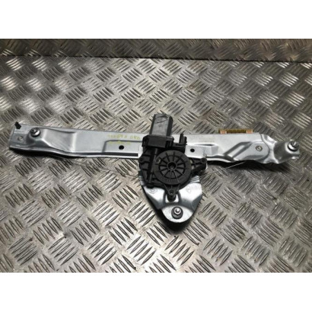 Interrupteur de leve vitre arriere droit DACIA DUSTER 2 PHASE 1 d’occasion