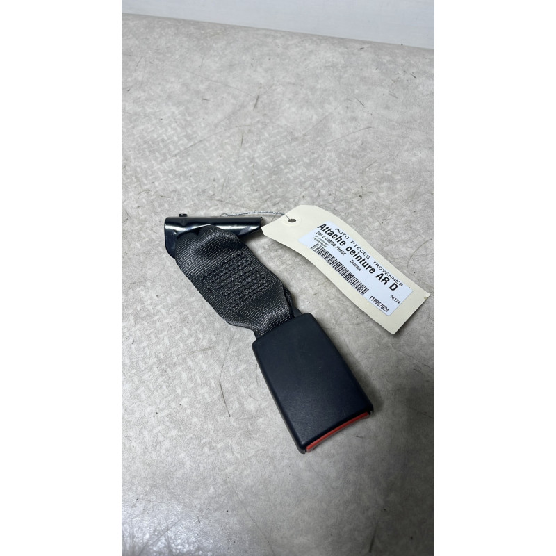 Attache ceinture arriere droit FIAT 500 2 CABRIO PHASE 1 d’occasion