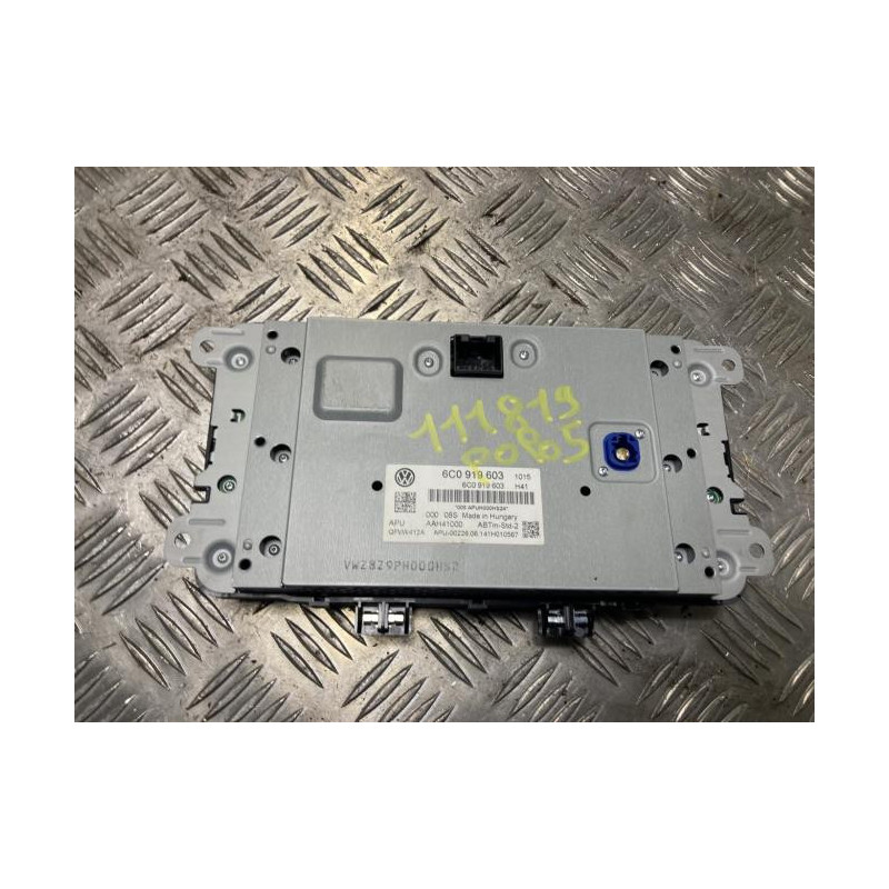 Ecran GPS VOLKSWAGEN POLO 5 PHASE 2 d’occasion