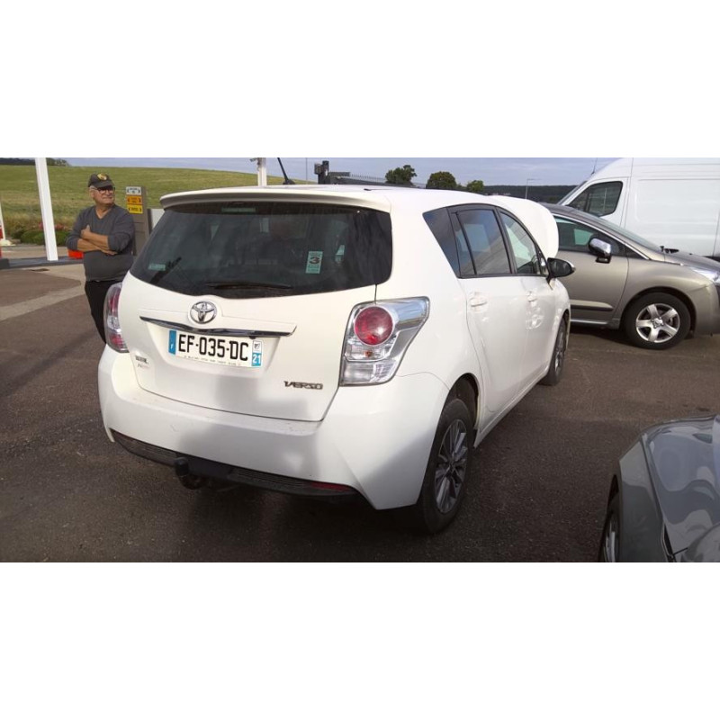Cache moteur  TOYOTA VERSO PHASE 2 d’occasion