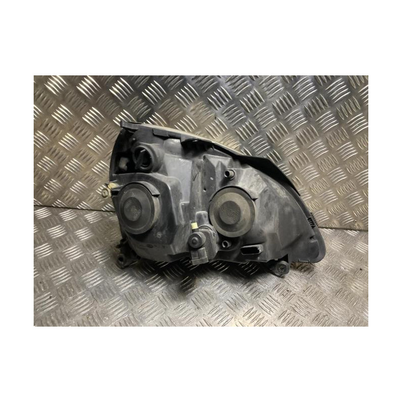Optique avant principal droit (feux)(phare) RENAULT CLIO 2 PHASE 2 d’occasion