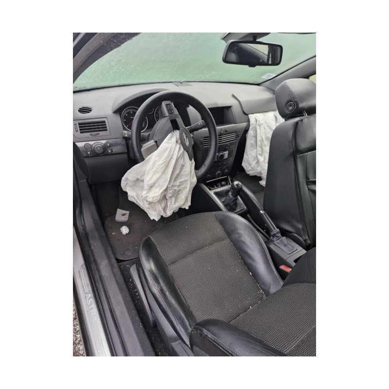 Cache moteur  OPEL ASTRA H GTC PHASE 1 d’occasion