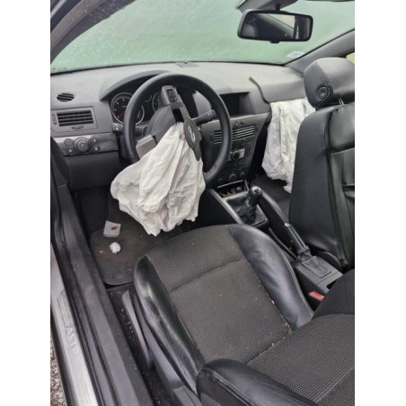 Cache moteur  OPEL ASTRA H GTC PHASE 1 d’occasion