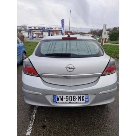 Cache moteur  OPEL ASTRA H GTC PHASE 1 d’occasion