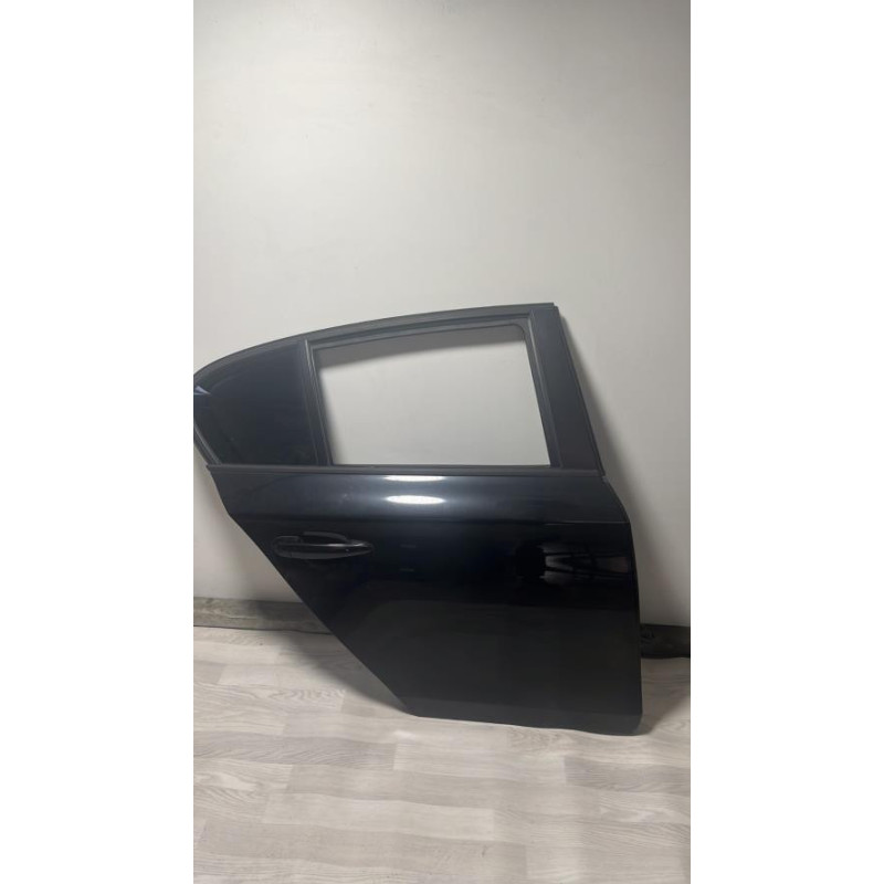 Porte arriere droit BMW SERIE 1 E87 PHASE 1 d’occasion