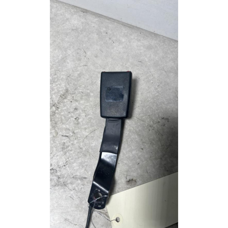 Attache ceinture avant gauche VOLKSWAGEN FOX d’occasion