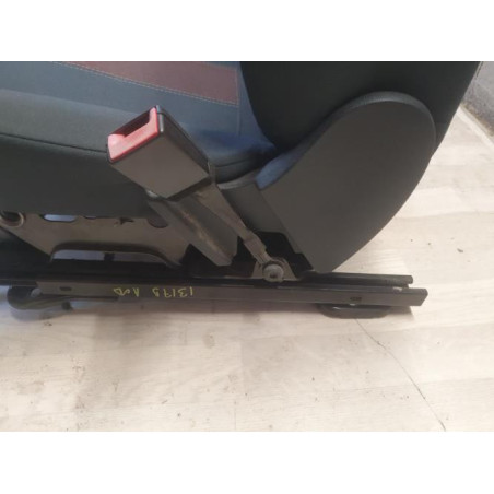 Siege avant droit FORD FIESTA 6 PHASE 1 d’occasion