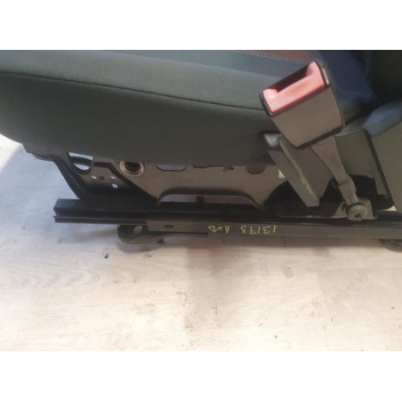 Siege avant droit FORD FIESTA 6 PHASE 1 d’occasion