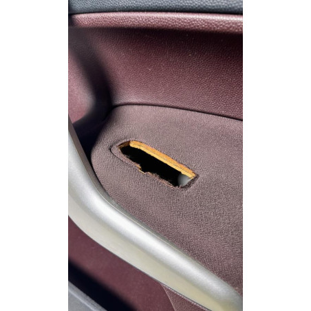Panneau de porte avant droit FORD FIESTA 6 PHASE 1 d’occasion