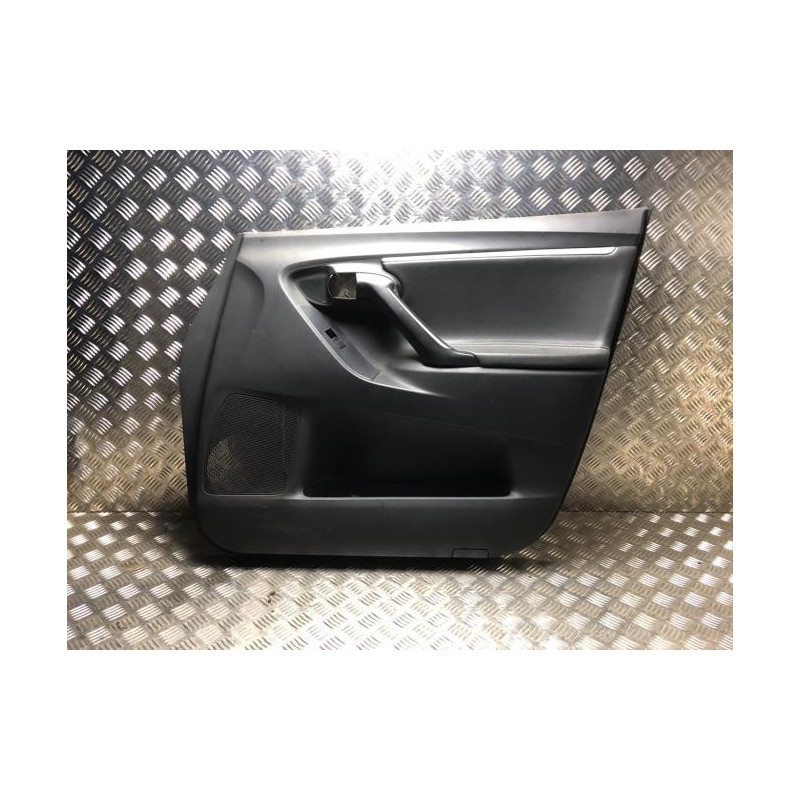Panneau de porte avant droit TOYOTA VERSO PHASE 2 d’occasion