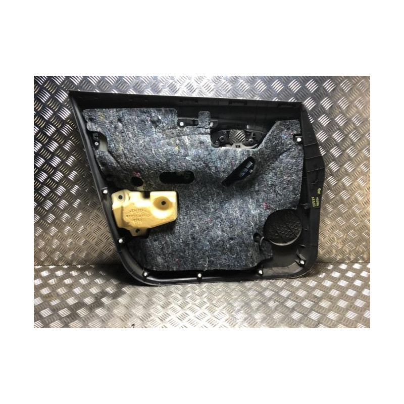Panneau de porte avant droit TOYOTA VERSO PHASE 2 d’occasion