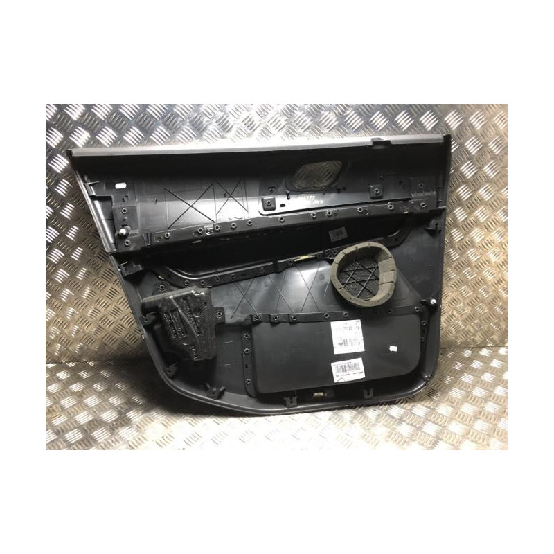 Panneau de porte avant droit PEUGEOT 5008 1 PHASE 1 d’occasion