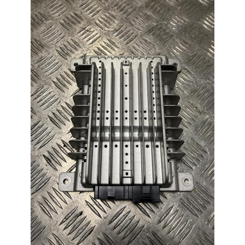 Amplificateur audio NISSAN 350 Z COUPE d’occasion