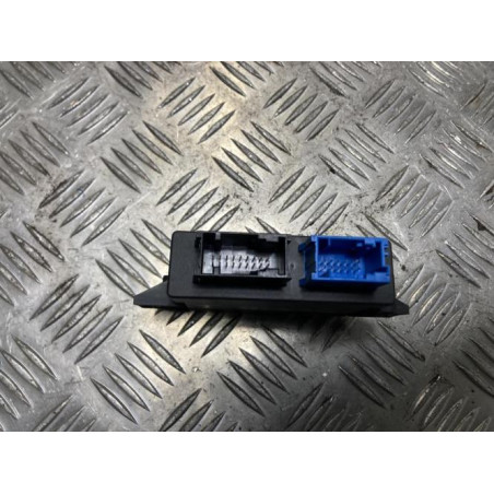 Boitier d'aide au stationnement PEUGEOT 5008 1 PHASE 1 d’occasion
