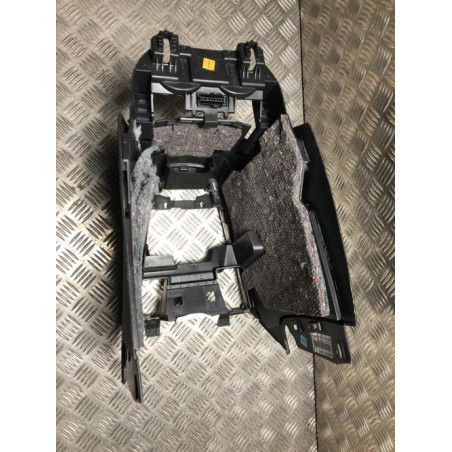 Console central (interieur plastique) RENAULT SCENIC 3 PHASE 3 d’occasion