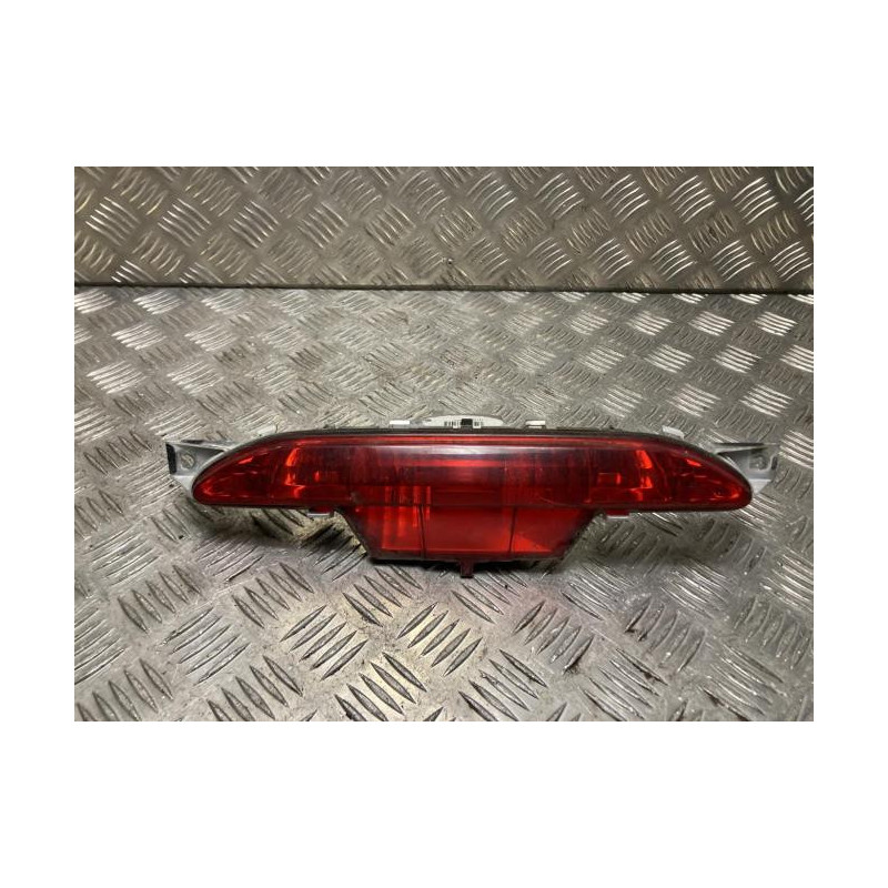 Feu arriere stop central PEUGEOT 208 1 PHASE 2 d’occasion