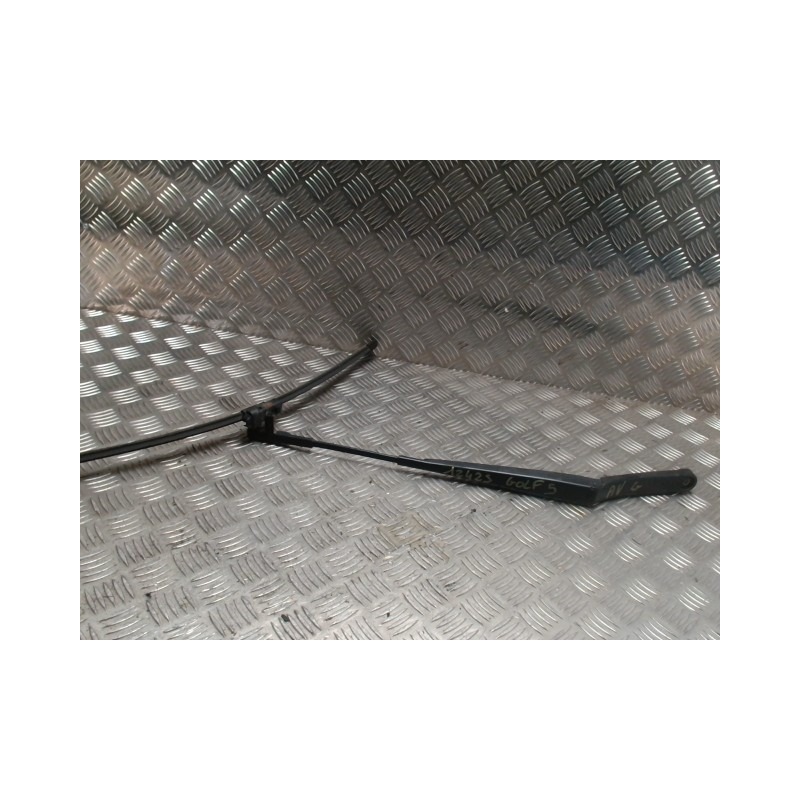 Bras essuie glace avant VOLKSWAGEN GOLF 5 d’occasion