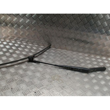 Bras essuie glace avant VOLKSWAGEN GOLF 5 d’occasion
