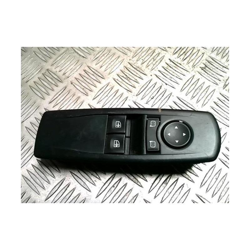 Interrupteur de leve vitre avant gauche RENAULT MEGANE 3 PHASE 1 COUPE d’occasion