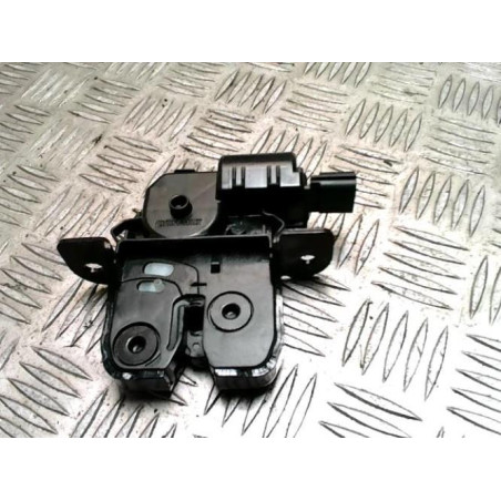 Serrure de coffre RENAULT CLIO 4 PHASE 1 d’occasion