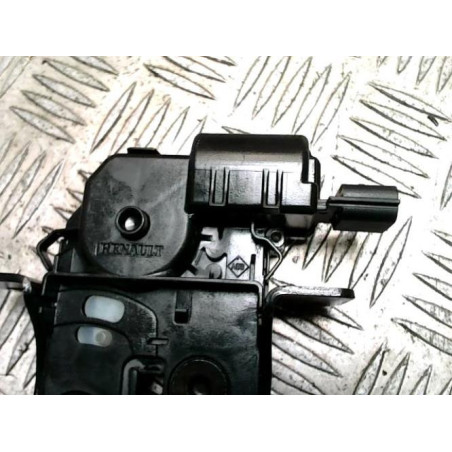 Serrure de coffre RENAULT CLIO 4 PHASE 1 d’occasion