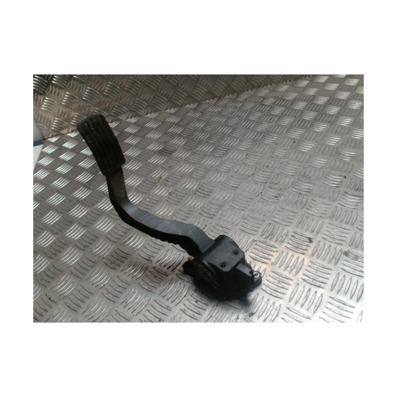 Potentiometre de pedale de gaz d'accelerateur PEUGEOT 206+ d’occasion