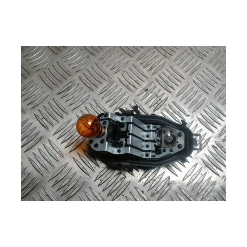 Platine feu arriere droit RENAULT CLIO 4 PHASE 1 d’occasion