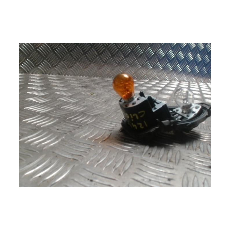 Platine feu arriere droit RENAULT CLIO 4 PHASE 1 d’occasion