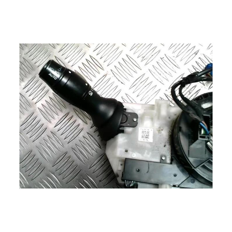 Com (Bloc Contacteur Tournant+Commodo Essuie Glace+Commodo Phare) RENAULT MEGANE 3 PHASE 1 COUPE d’occasion