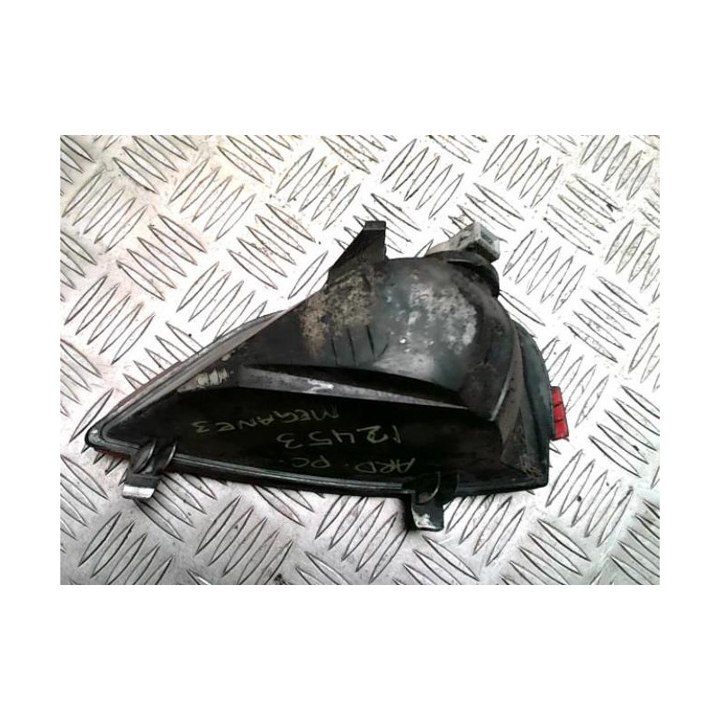 Anti brouillard arriere droit RENAULT MEGANE 3 PHASE 1 COUPE d’occasion